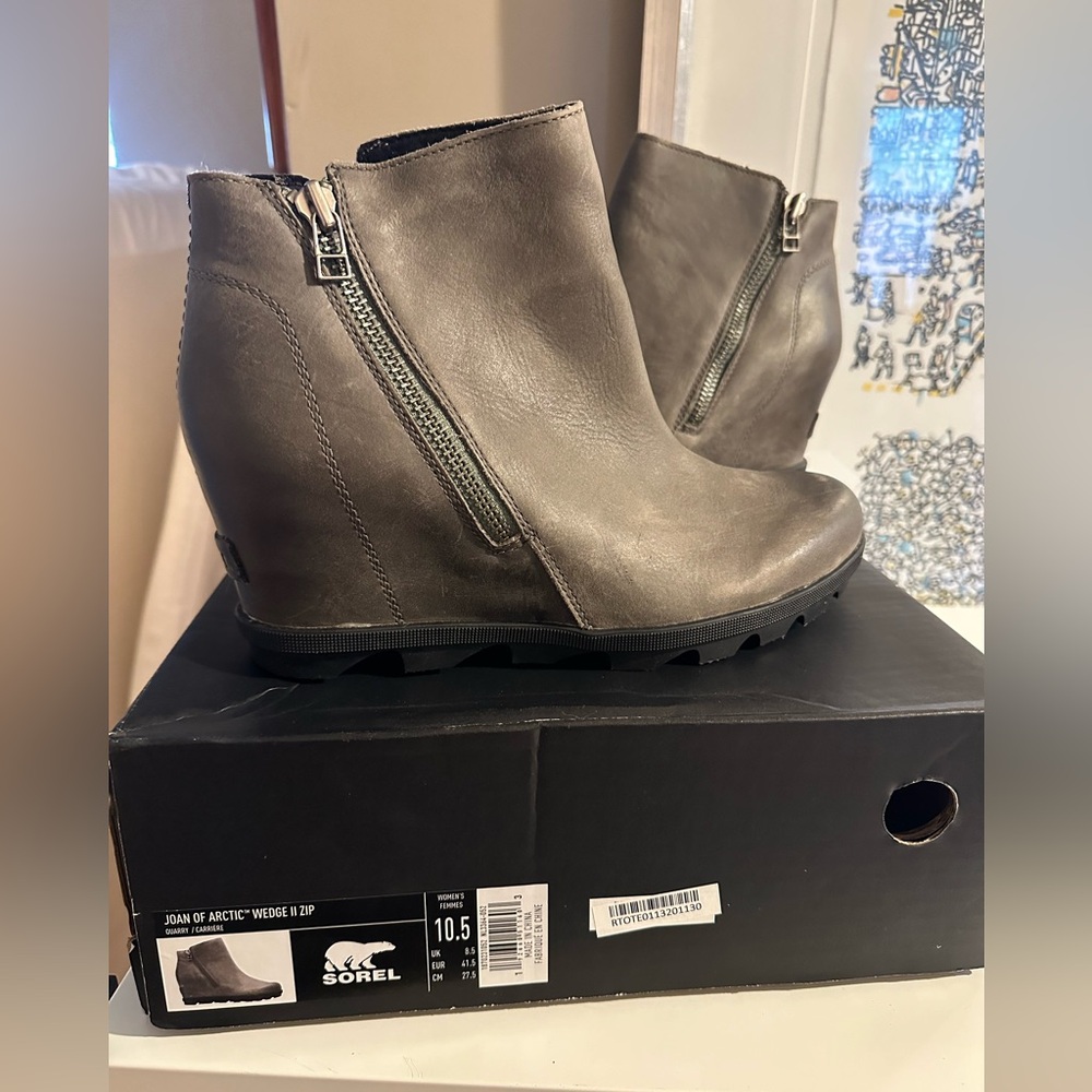 Sorel Joan of Arctic II booties in Quarry